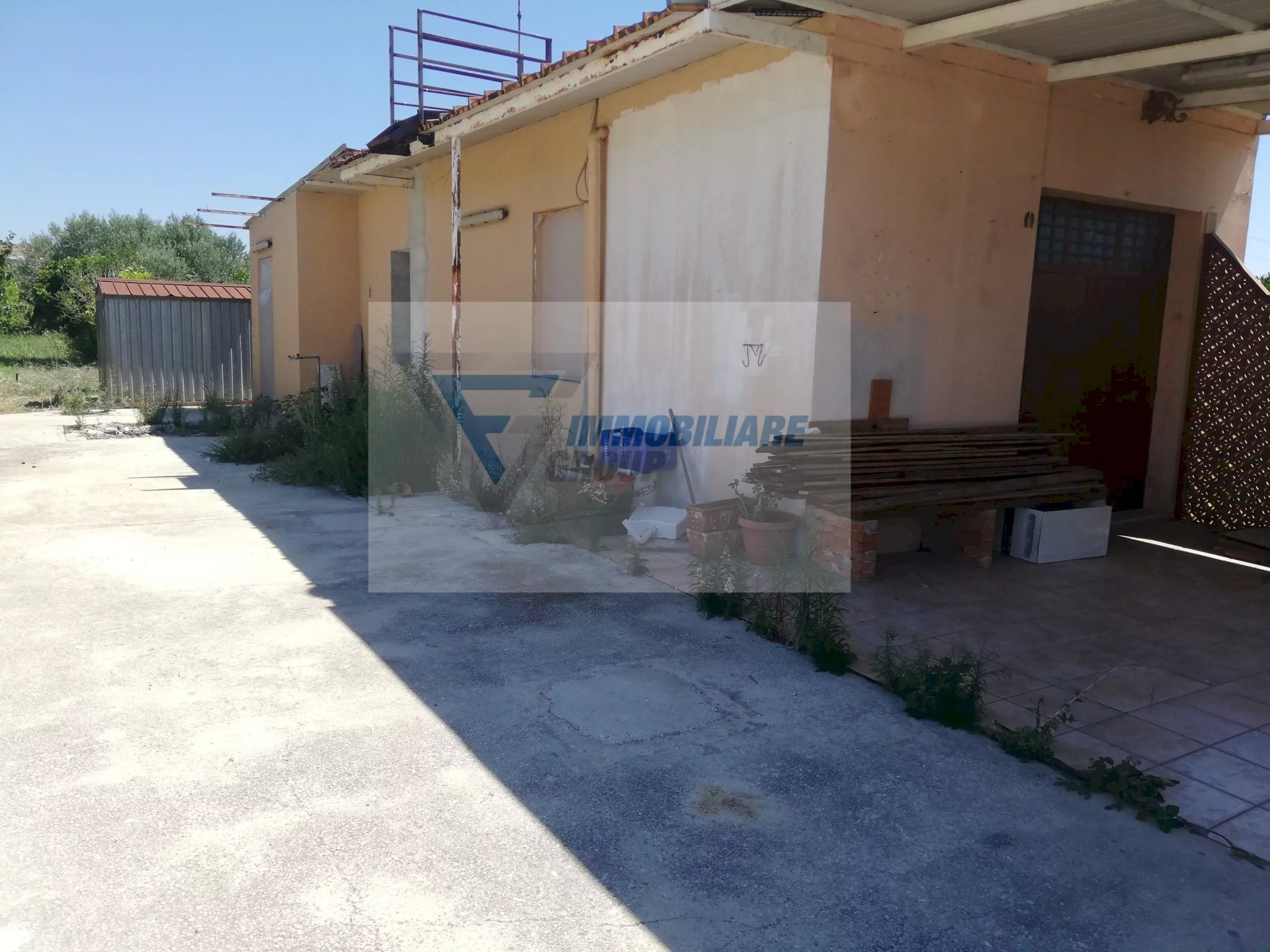 Magazzino Traversa Vallone Carancino, Siracusa - foto 1