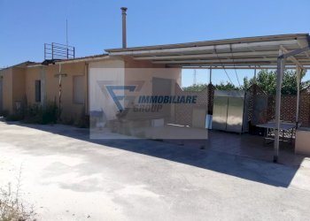 Magazzino Traversa Vallone Carancino, Siracusa - foto 8