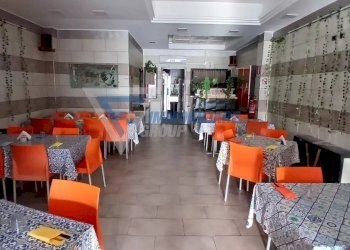 Negozio Piazza IV Novembre, Solarino - foto 1