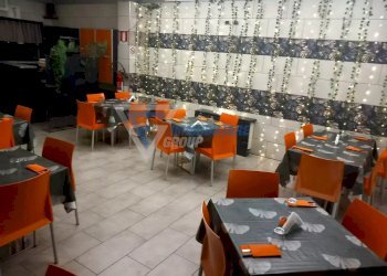 Negozio Piazza IV Novembre, Solarino - foto 2