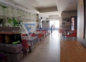 Negozio Piazza IV Novembre, Solarino - foto 3