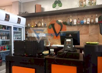 Negozio Piazza IV Novembre, Solarino - foto 5