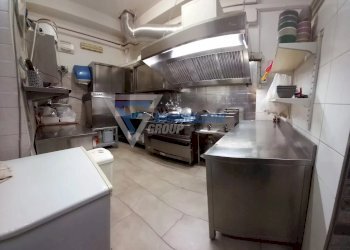 Negozio Piazza IV Novembre, Solarino - foto 9