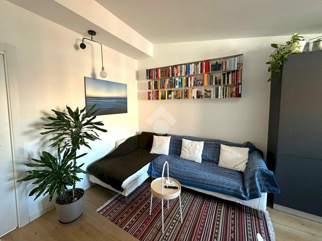 Trilocale Via davanzati bernardo, Milano (zona Dergano) - foto 1