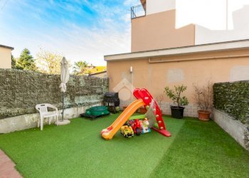 Trilocale Strada Antica di Collegno, Torino (zona Parella) - foto 2