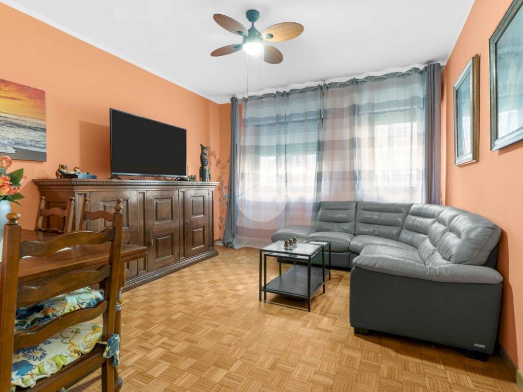 Quadrilocale Via De Ruggiero Guido, Milano (zona Gratosoglio) - foto 1