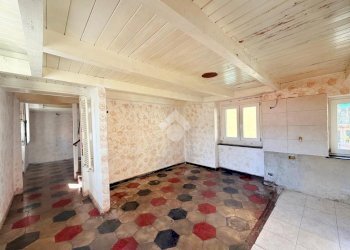 Quadrilocale Via Umberto Bertolotti, Genova (zona Cornigliano) - foto 2