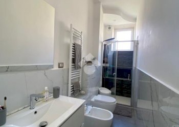 Quadrilocale Via Coronata, Genova (zona Coronata) - foto 6