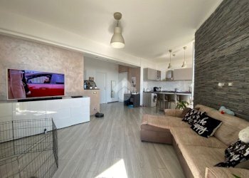 Quadrilocale Via Coronata, Genova (zona Coronata) - foto 7