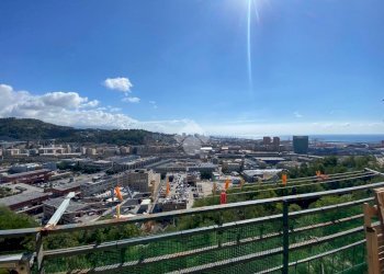 Quadrilocale Via Coronata, Genova (zona Coronata) - foto 17