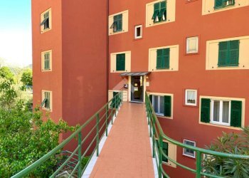 Quadrilocale Via Coronata, Genova (zona Coronata) - foto 20