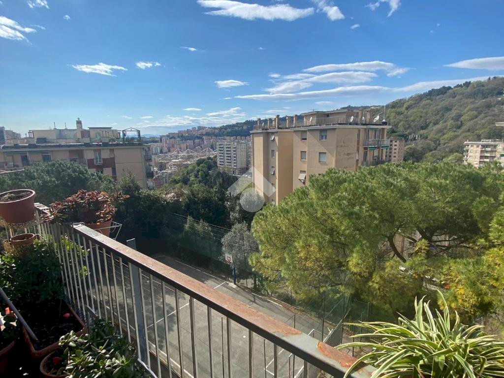 Quadrilocale Via Stefanina Moro, Genova (zona Quezzi) - foto 1