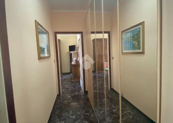 Quadrilocale Via Stefanina Moro, Genova (zona Quezzi) - foto 24