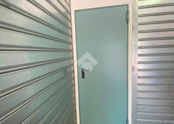 Quadrilocale Via Stefanina Moro, Genova (zona Quezzi) - foto 37