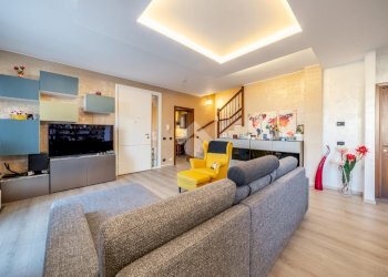 Terraced Villa Via Ferruccio Cambi, Modena (neighborhood Villanova) - photo 2