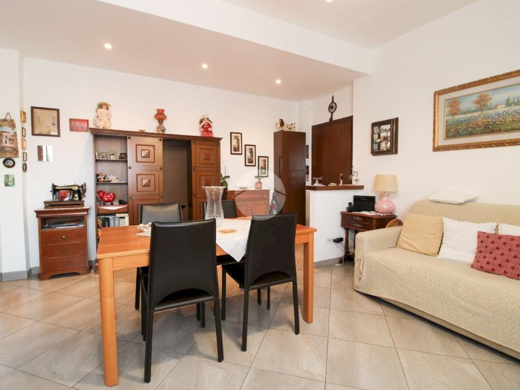 Two-room apartment Via IV Novembre, Cormano - photo 2