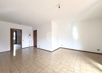 Trilocale Via Giosuè Carducci, Santo Stefano Ticino - foto 4