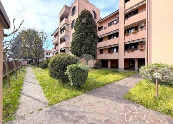 Trilocale Via Giosuè Carducci, Santo Stefano Ticino - foto 21