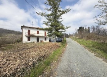 Casa indipendente Via Poggio, Grognardo - foto 2