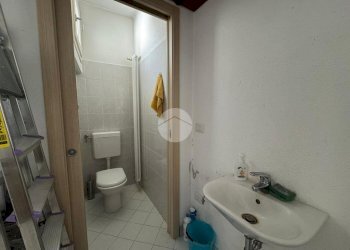 Shop Via Torino, Savigliano - photo 13