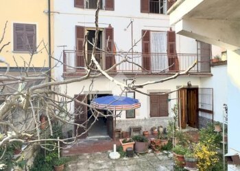Villa Quadrifamiliare Via Cavour, Pasturana - foto 2