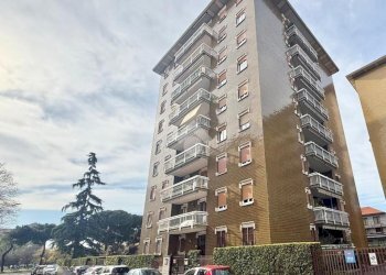 Three-room apartment Via Andrea Appiani, Cinisello Balsamo - photo 21