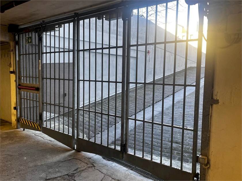 Garage - Parcheggio Modena - foto 1