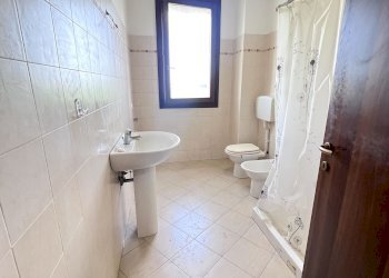 One-room apartment Malalbergo - photo 14