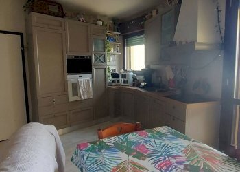 Three-room apartment Via Ghiaradino, 1B, Granarolo dell'Emilia - photo 10