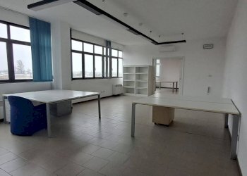 Ufficio Via della Corte, 4, Calderara di Reno - foto 1