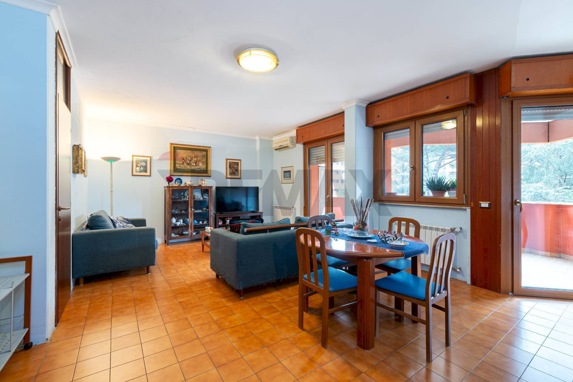 Sala da pranzo - Three-room apartment via Carlo Bertinazzi
 
25, Roma - photo 2