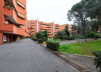 Edificio all\'aperto - Three-room apartment via Carlo Bertinazzi
 
25, Roma - photo 22