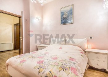 Camera / camera da letto - Three-room apartment via avola, Roma - photo 21