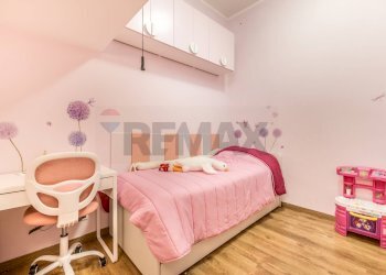 Camera / camera da letto - Three-room apartment via avola, Roma - photo 26