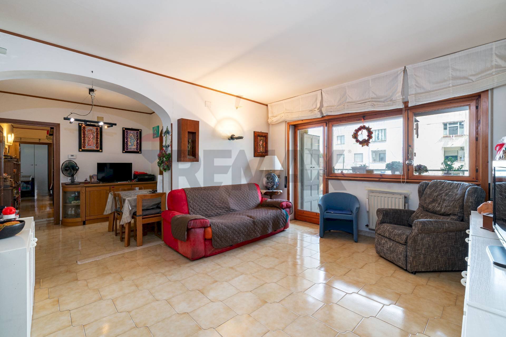 Soggiorno - Four-room apartment VIA LONDRA
 
4, Ciampino - photo 1