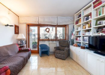 Soggiorno - Quadrilocale VIA LONDRA
4, Ciampino - foto 2