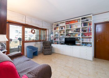 Soggiorno - Quadrilocale VIA LONDRA
4, Ciampino - foto 3