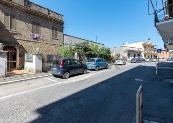 Edificio all\'aperto - Three-room apartment Morlupo - photo 23