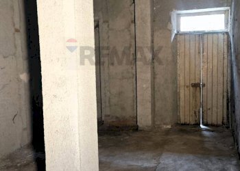 Parcheggio - Locale Commerciale Via Vesuvio
 
31, Paterno - foto 3