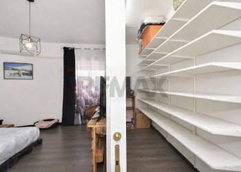 Dispensa di stoccaggio - Appartamento Via Luigi Orlando
 
152, Giarre - foto 12