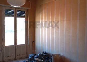 Soggiorno - Quadrilocale Via Grassi
 
63, Catania - foto 3