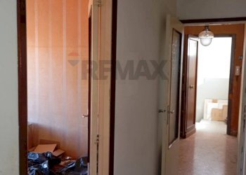 Hall / corridoio - Quadrilocale Via Grassi
 
63, Catania - foto 41