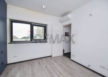 Stanza vuota - Villa Vico primo/Via Savoca
 
36, Santa Teresa di Riva - foto 16