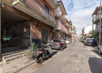 Edificio all\'aperto - Trilocale Via Dei Sanguinelli
 
45/47, Catania - foto 3