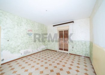 Stanza vuota - Trilocale Via Dei Sanguinelli
 
45/47, Catania - foto 10