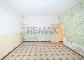Stanza vuota - Trilocale Via Dei Sanguinelli
 
45/47, Catania - foto 11