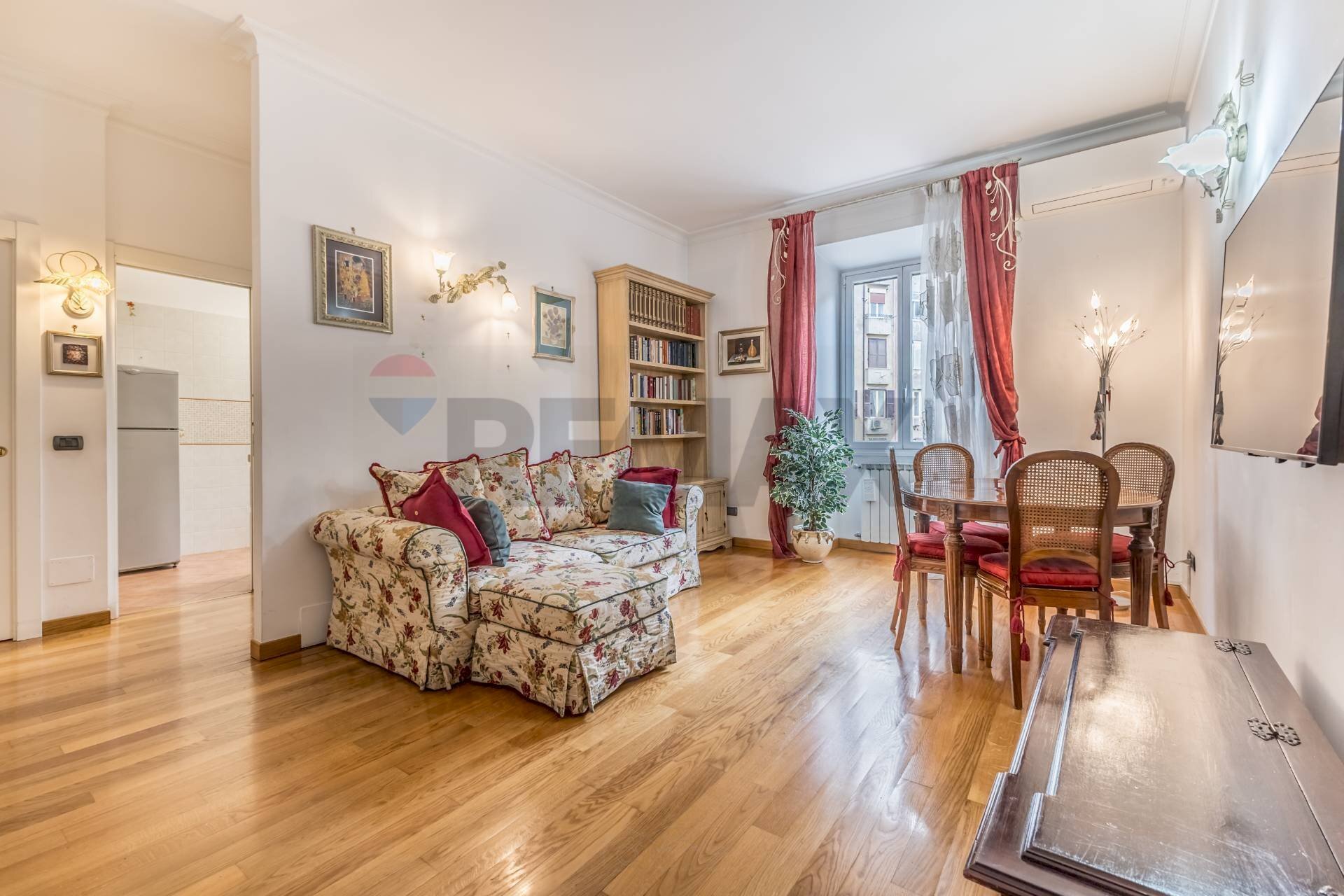 Sala da pranzo - Two-room apartment Via Augusto Riboty
 
22, Roma - photo 1