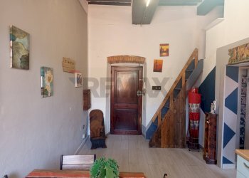 Scale - Bilocale Piombino - foto 3