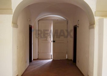 Hall / corridoio - Casa indipendente Barete - foto 2