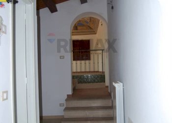 Hall / corridoio - Casa indipendente Barete - foto 15